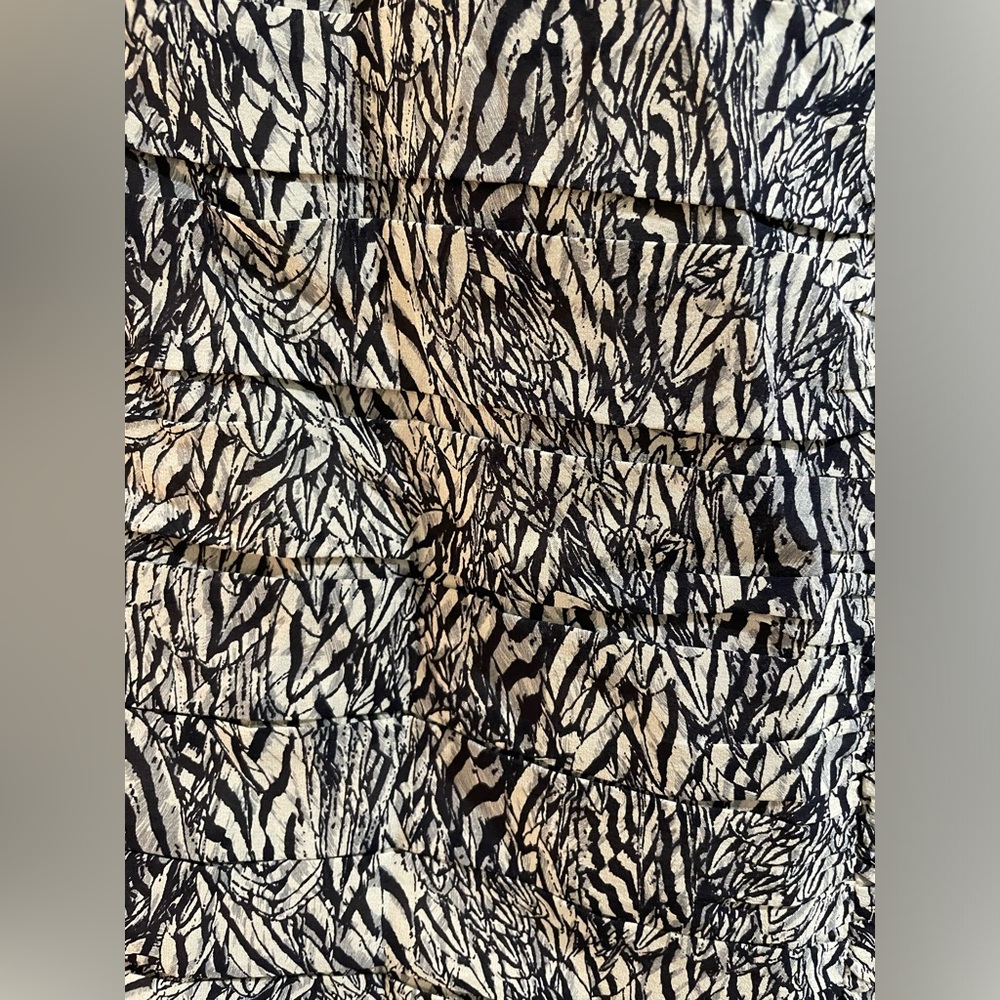 🐦‍⬛ EUC Leifsdottir Anthropologie pleated mini skirt sz 6 - Picture 5 of 10